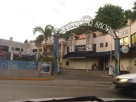 Paradise Turtle Towers Apartments Ocho Rios Hotel