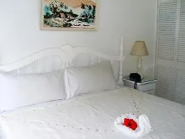 Paradise Turtle Towers Apartments Ocho Rios 4*,